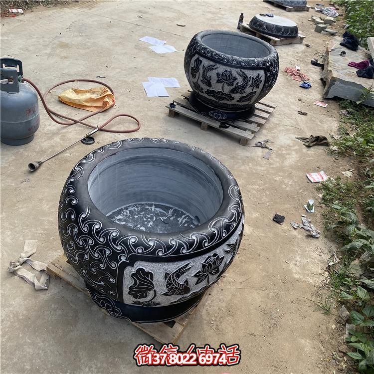 精美大理石養魚水缸，為您的景點增添美感