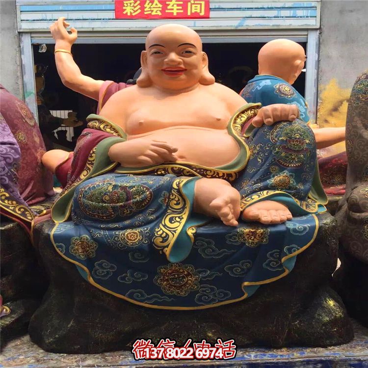 十八羅漢玻璃鋼彩繪大型景觀雕塑把笑容帶到每一個(gè)角落 十八羅漢玻璃鋼彩繪大型景觀雕塑把笑容帶到每一個(gè)角落