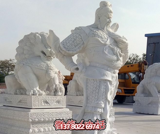 漢白玉大型關公雕塑，增添景觀美感