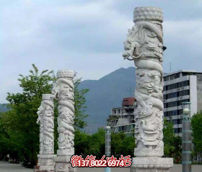 集大理石、石雕、龍柱于一體的大理景觀廣場 集大理石、石雕、龍柱于一體的大理景觀廣場