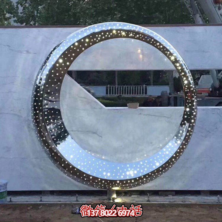 不銹鋼海豚景觀雕塑，提升酒店會所的抽象圓環(huán)氛圍