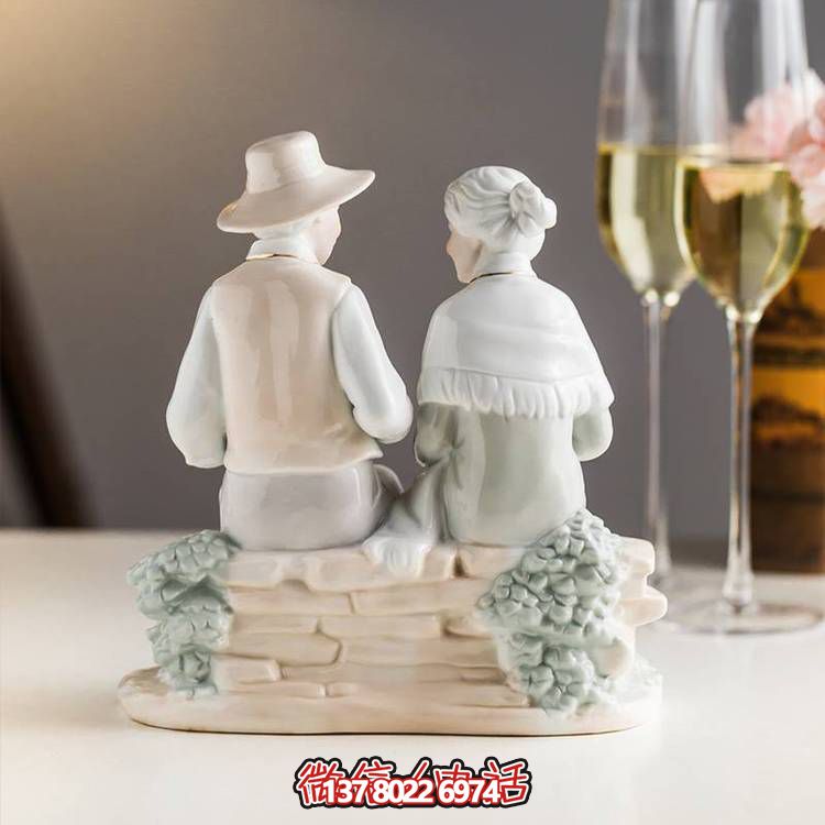 玻璃鋼雕塑人物裝飾，為室內(nèi)臥室?guī)砻篮梅諊? title=