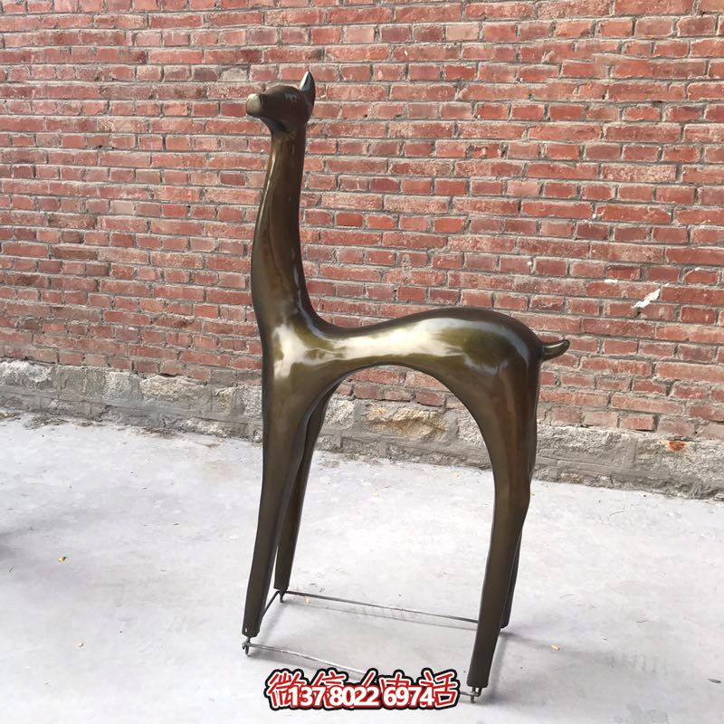 商品名稱(chēng)不銹鋼仿銅鹿雕塑戶(hù)外裝飾品 商品名稱(chēng)不銹鋼仿銅鹿雕塑戶(hù)外裝飾品