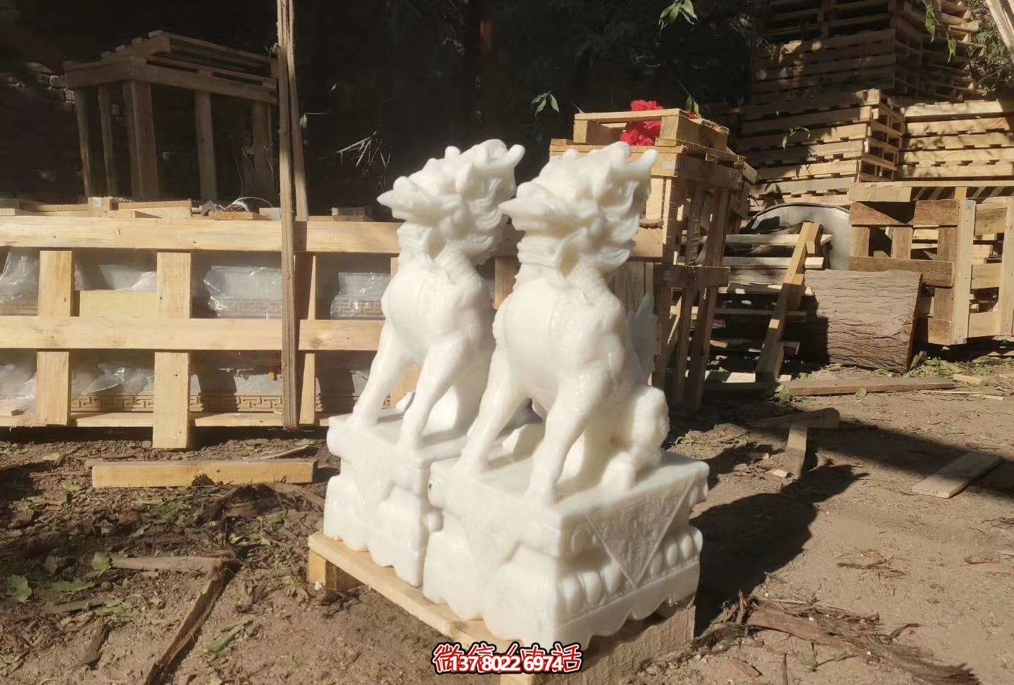 靈動(dòng)美景——古典漢白玉石雕麒麟雕塑 靈動(dòng)美景——古典漢白玉石雕麒麟雕塑