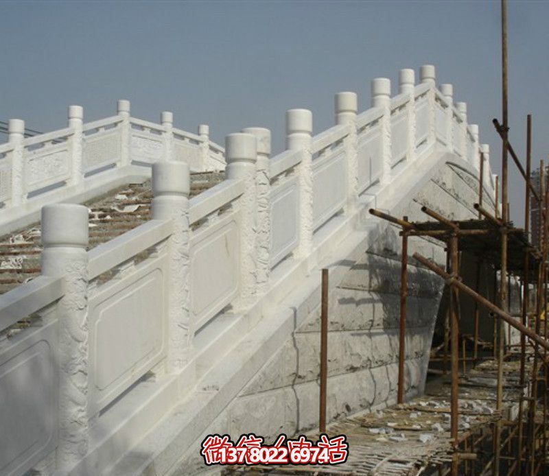 漢白玉欄桿,提升城市廣場拱橋風采 漢白玉欄桿,提升城市廣場拱橋風采