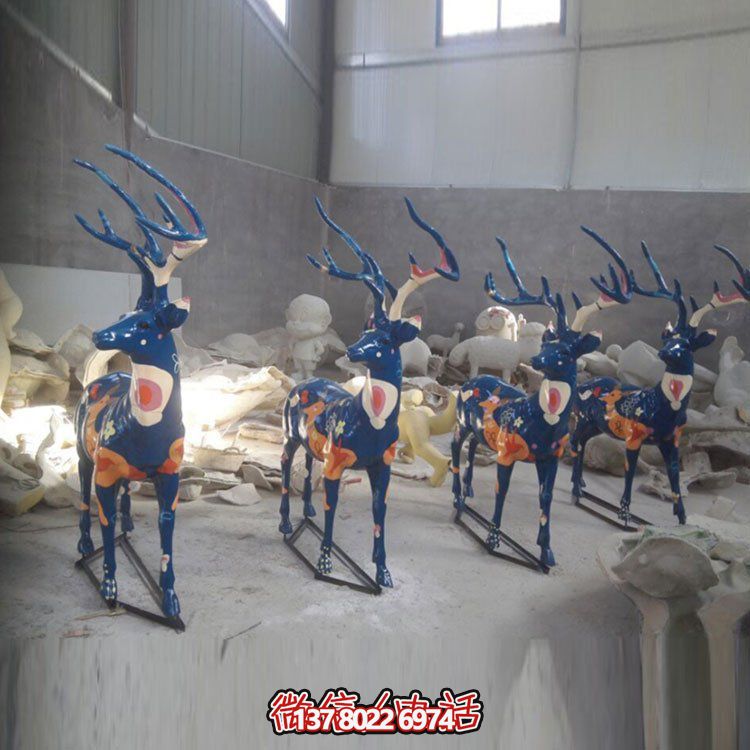 玻璃鋼梅花鹿彩繪擺件，把園林景觀裝點出夢幻色彩