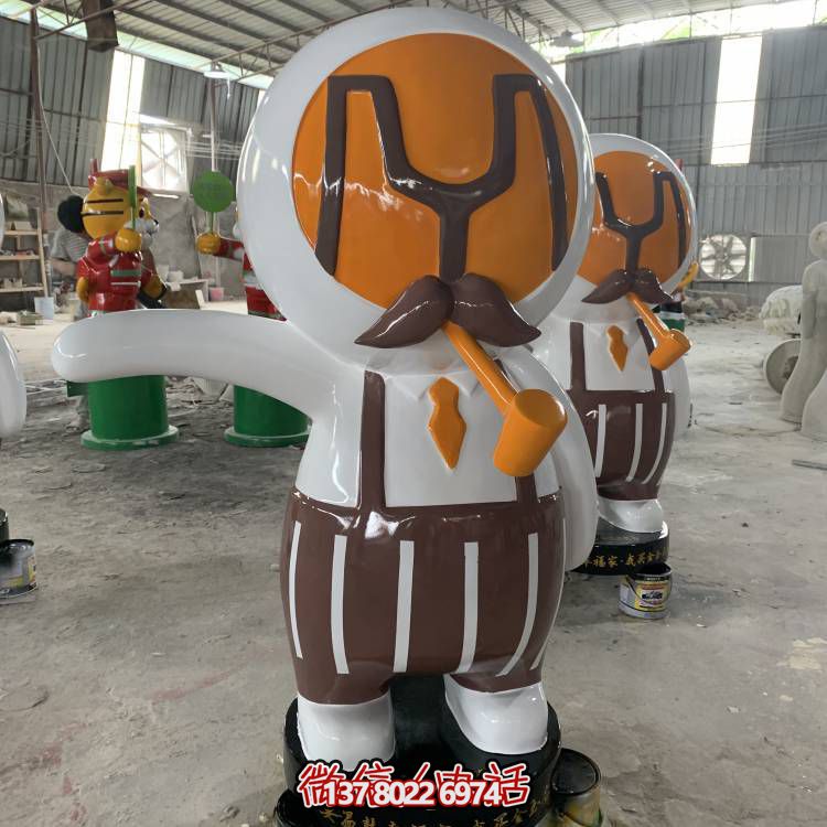 玻璃鋼卡通人物雕塑，裝點商場室內(nèi)