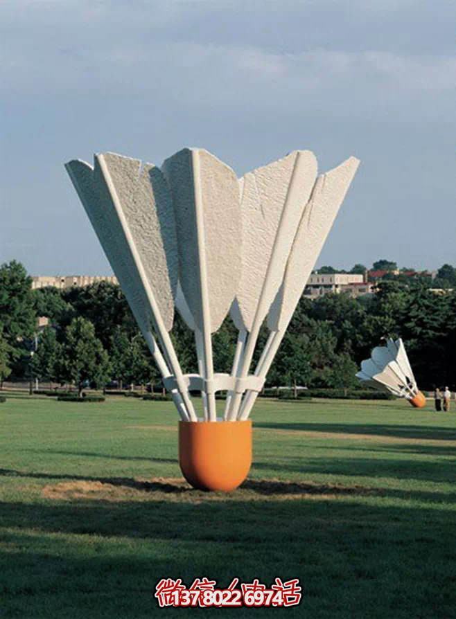 多功能玻璃鋼仿真雕塑羽毛球框，為戶(hù)外草坪增色