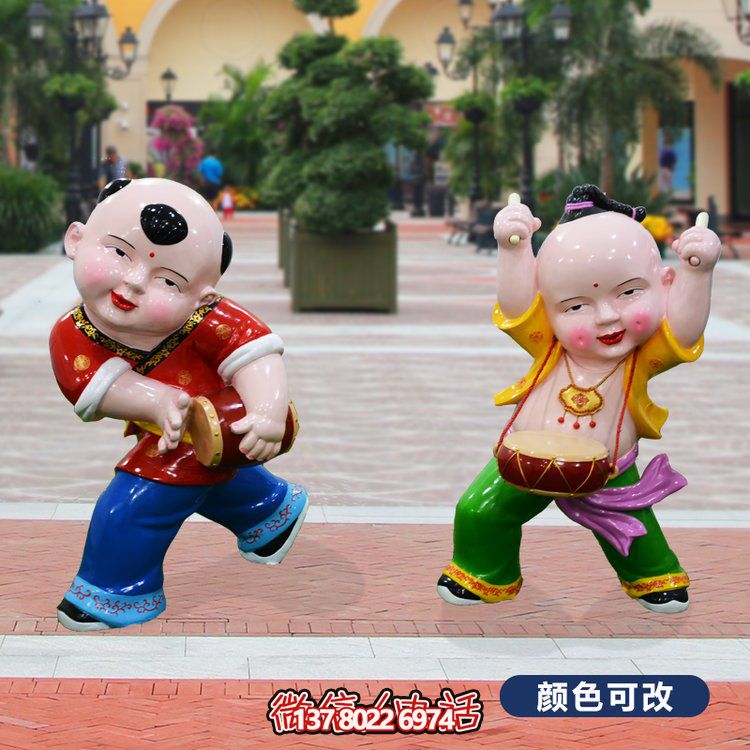 玻璃鋼福娃新年主題雕塑，為商業街添彩