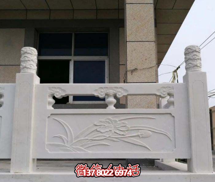 精美絕倫的漢白玉雕刻欄桿 精美絕倫的漢白玉雕刻欄桿