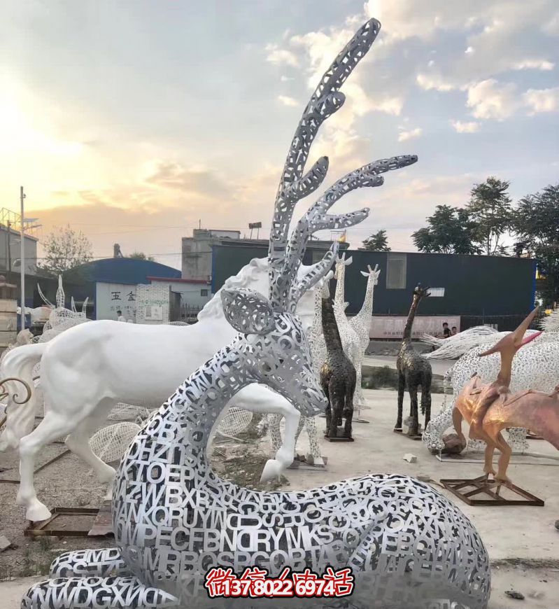 不銹鋼鹿雕塑,裝點(diǎn)家園鄉(xiāng)村公園街道 不銹鋼鹿雕塑,裝點(diǎn)家園鄉(xiāng)村公園街道