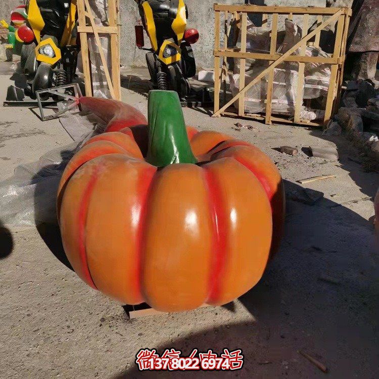戶(hù)外農(nóng)場(chǎng)玻璃鋼卡通彩繪仿真水果蔬菜雕塑