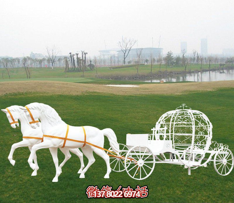 商業(yè)街園林漢白玉馬和鏤空不銹鋼馬車雕塑 商業(yè)街園林漢白玉馬和鏤空不銹鋼馬車雕塑