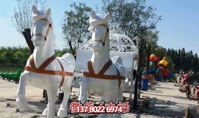 兒童學校游樂場鏤空不銹鋼馬車雕塑 兒童學校游樂場鏤空不銹鋼馬車雕塑