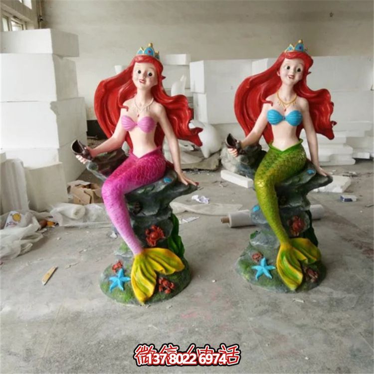 公園擺放的坐著的玻璃鋼彩繪美人魚雕塑 公園擺放的坐著的玻璃鋼彩繪美人魚雕塑