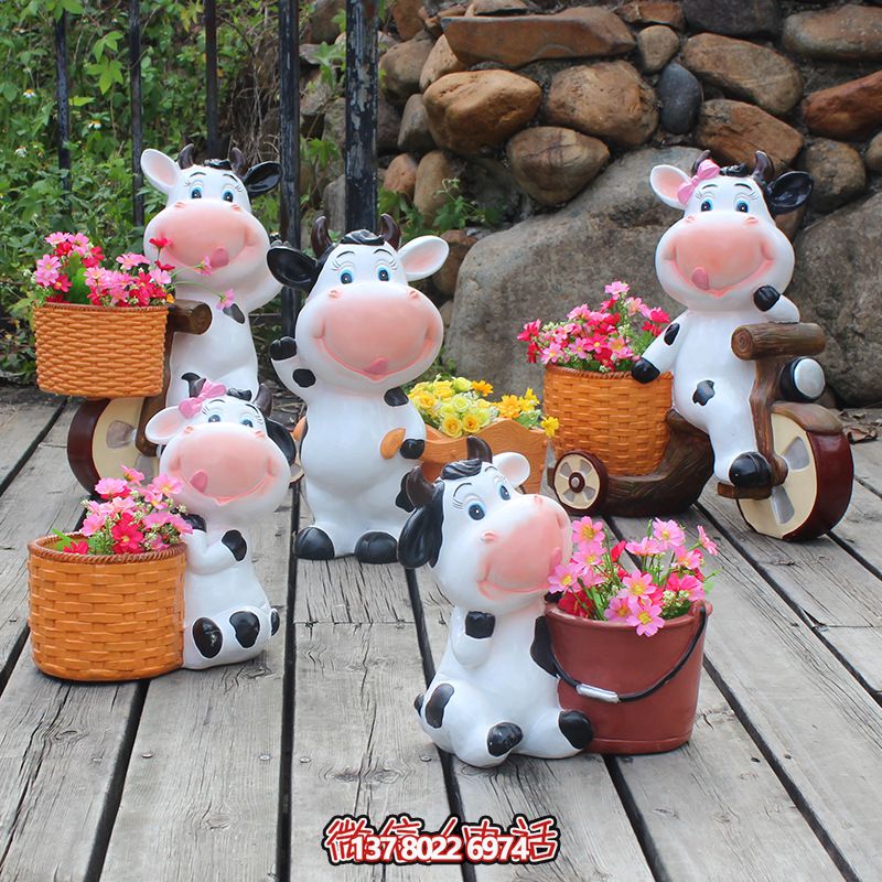 公園戶(hù)外樹(shù)脂彩繪卡通奶牛雕塑