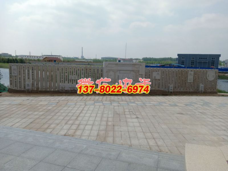 蘆葦湖景墻:孔子教學(xué),長(zhǎng)20米,高2 蘆葦湖景墻:孔子教學(xué),長(zhǎng)20米,高2